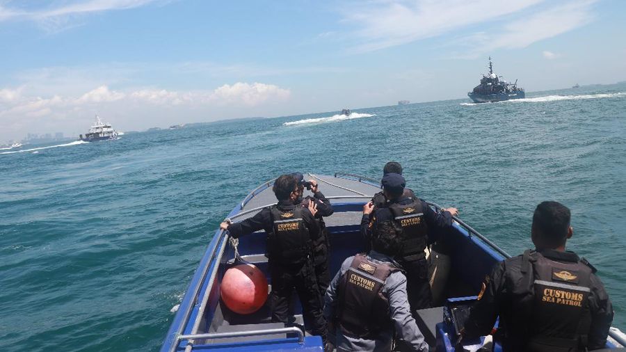 加强监督2025年海关收取300.3万亿印尼盾的关税-丰年国际物流